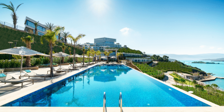 Best Cannabis Strain for Poolside Relaxation