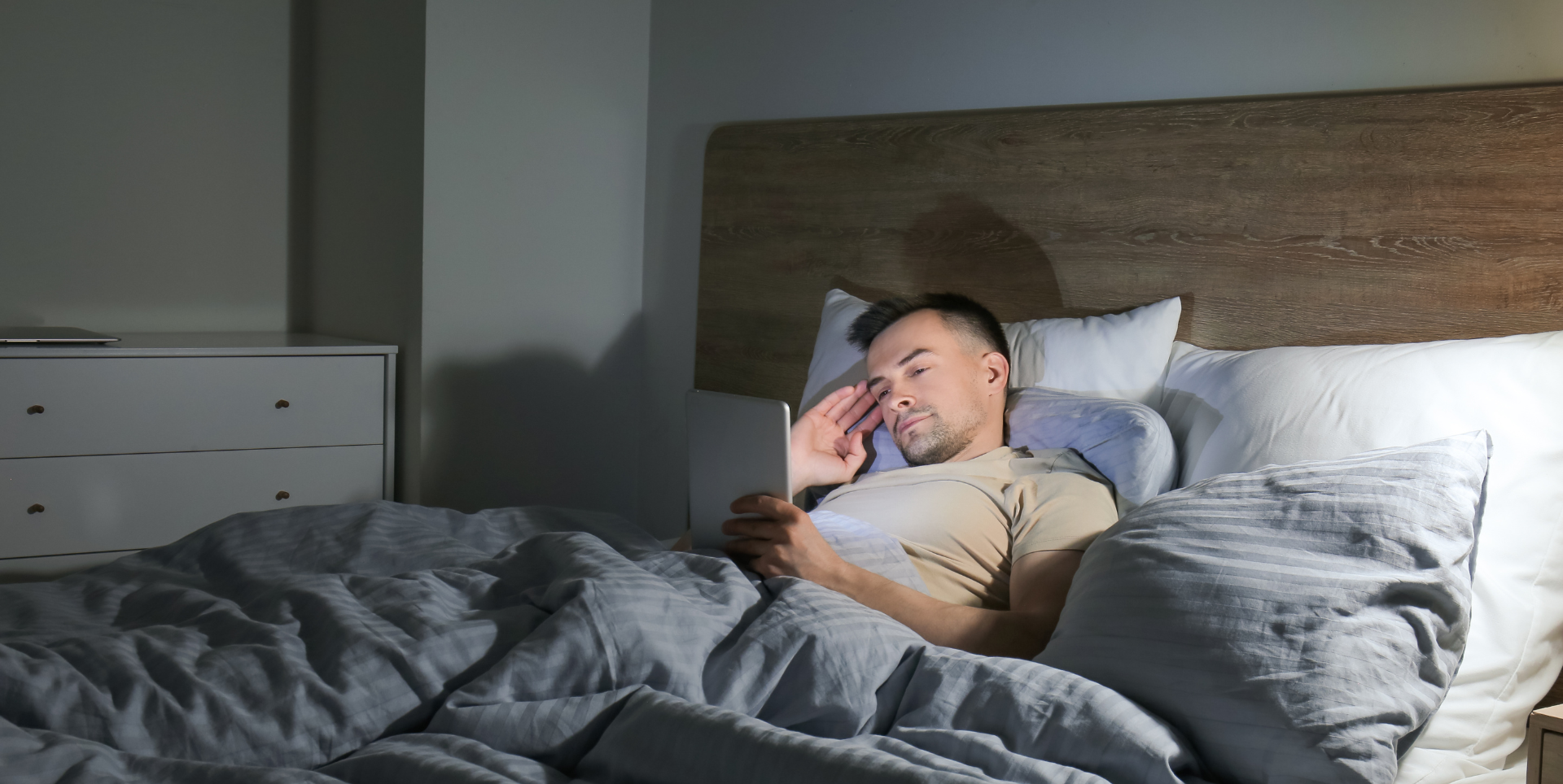 Best Cannabis Strains for Light Deprivation